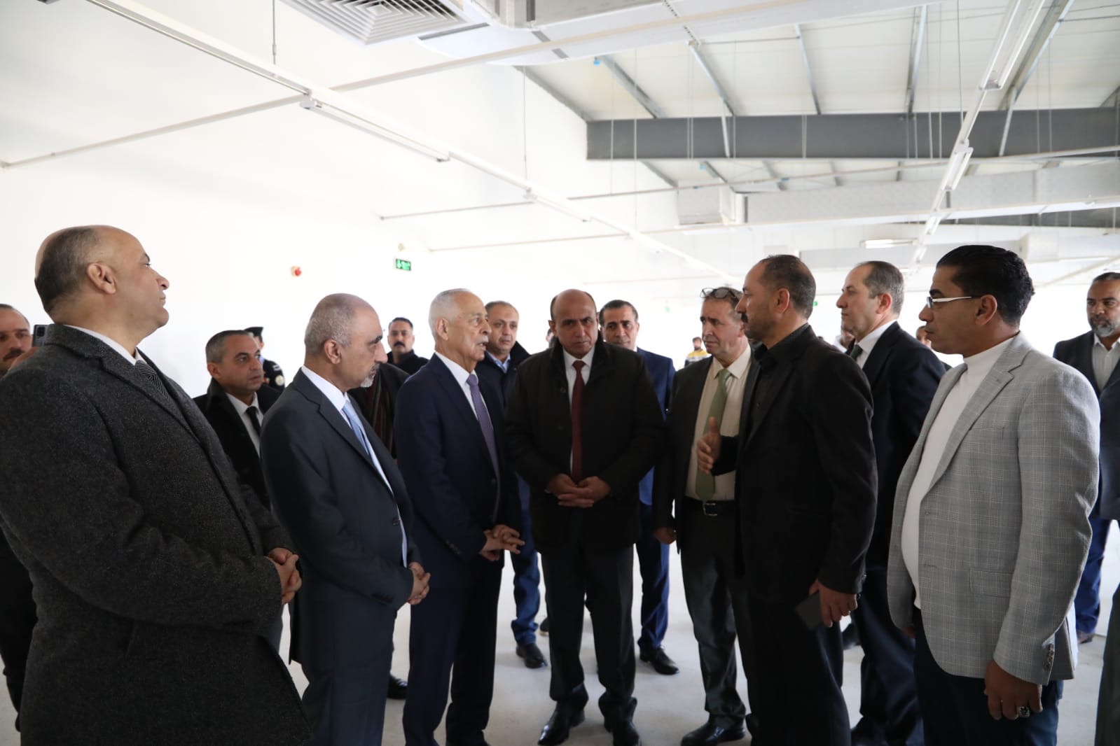 صورة حول : تزامناً مع زيارة الملك للمحافظة...العيسوي يتفقد مشاريع مبادرات ملكية في الكرك تزامناً مع زيارة الملك للمحافظة...العيسوي يتفقد مشاريع مبادرات ملكية في الكرك