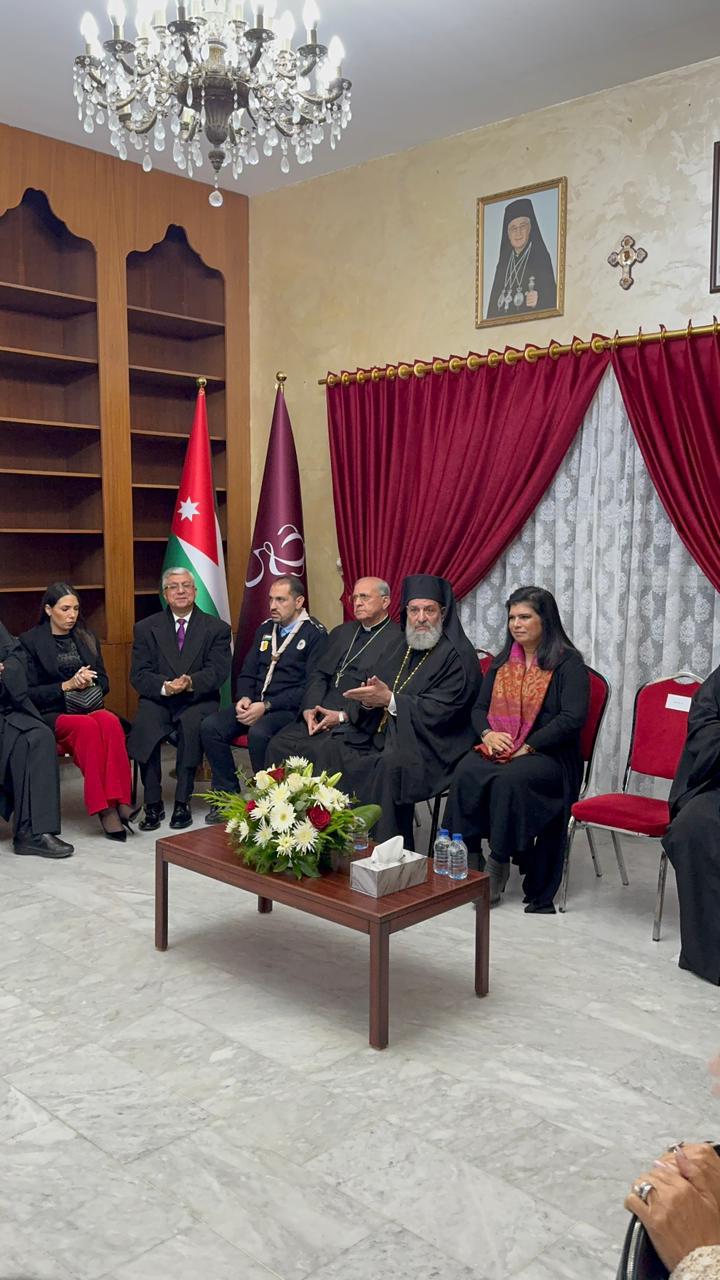 الأميرة سمية بنت الحسن تفتتح البازار الميلادي الرابع عشر لمطرانية الروم الكاثوليك في أم السماق بحضور النائب جهاد العبوي