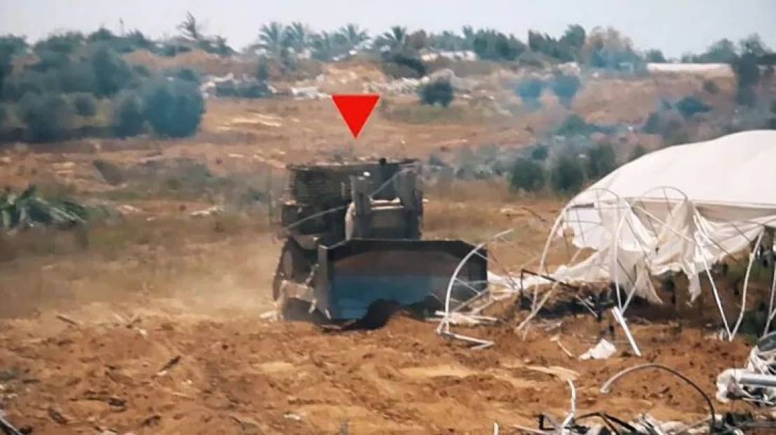 صورة حول : كتائب القسام توقع قوة صهيونية في تفجير منزل بعبوة شديدة الانفجار كتائب القسام توقع قوة صهيونية في تفجير منزل بعبوة شديدة الانفجار