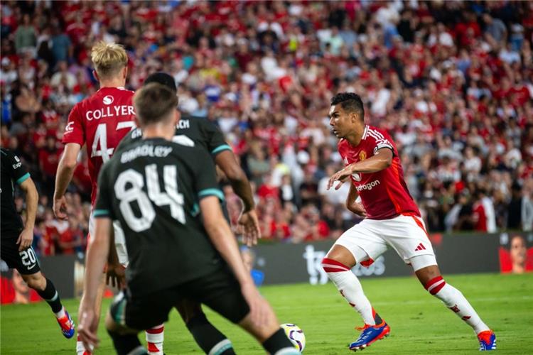 مانشستر يونايتد يواصل انتصاراته بعد إقالة تين هاج