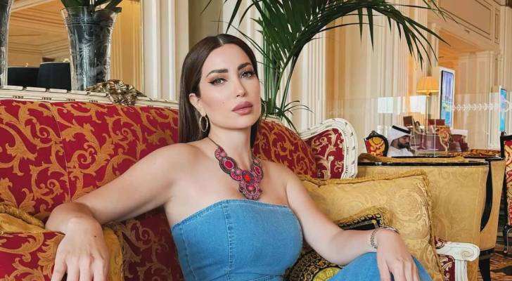 جدل حول تكريم نسرين طافش في نشاط لمؤسسة خاصة برعاية رسمية