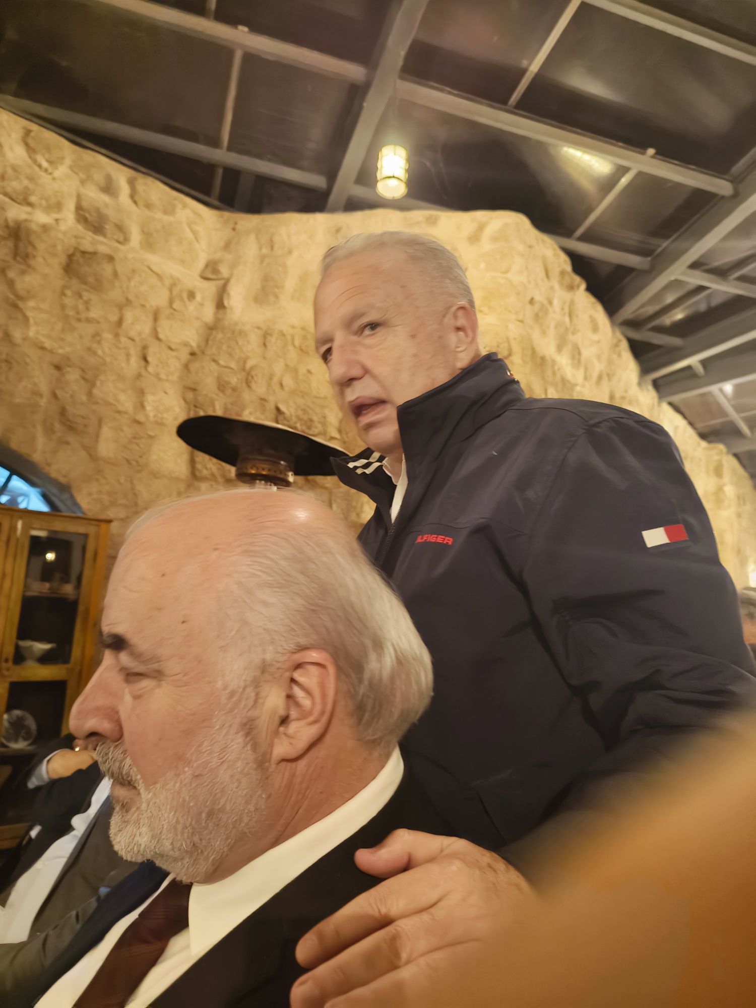 بالفيديو والصور ... شتيوي يكرم أعضاء اتحاد المجالس الاقتصادية والعربية في مطعم سياحي وينظم لهم جولة سياحية بمادبا