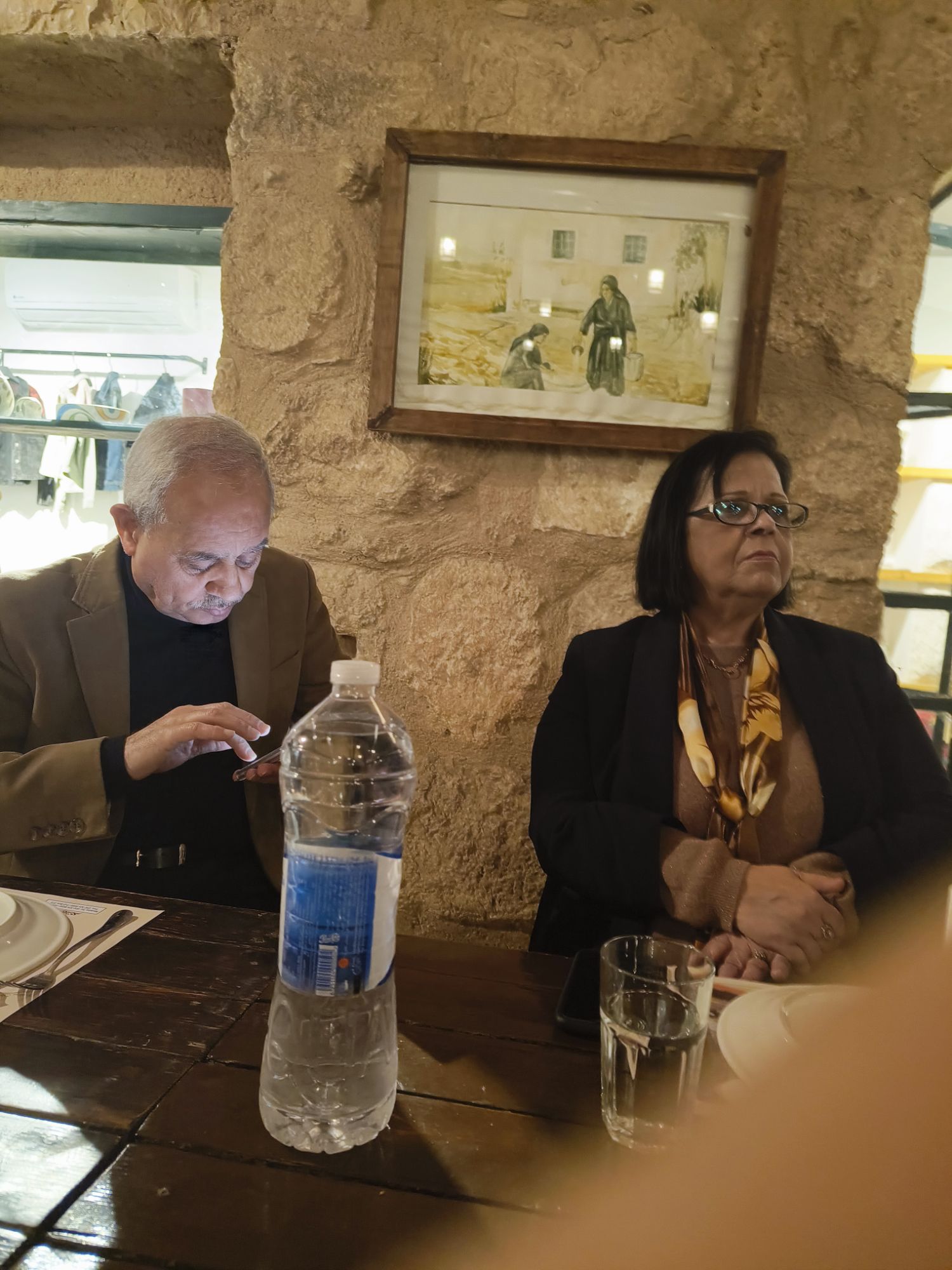 بالفيديو والصور ... شتيوي يكرم أعضاء اتحاد المجالس الاقتصادية والعربية في مطعم سياحي وينظم لهم جولة سياحية بمادبا