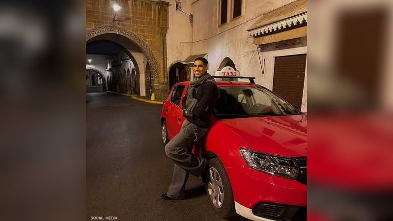 صورة حكيمي تثير مواقع التواصل الاجتماعي