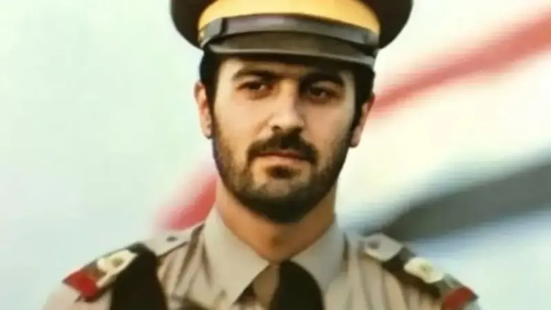 صورة حول : من هو "عدنان قصار " الذي قضى 21 عامًا في السجن بسبب فوزه على باسل الأسد بالفروسية من هو "عدنان قصار " الذي قضى 21 عامًا في السجن بسبب فوزه على باسل الأسد بالفروسية