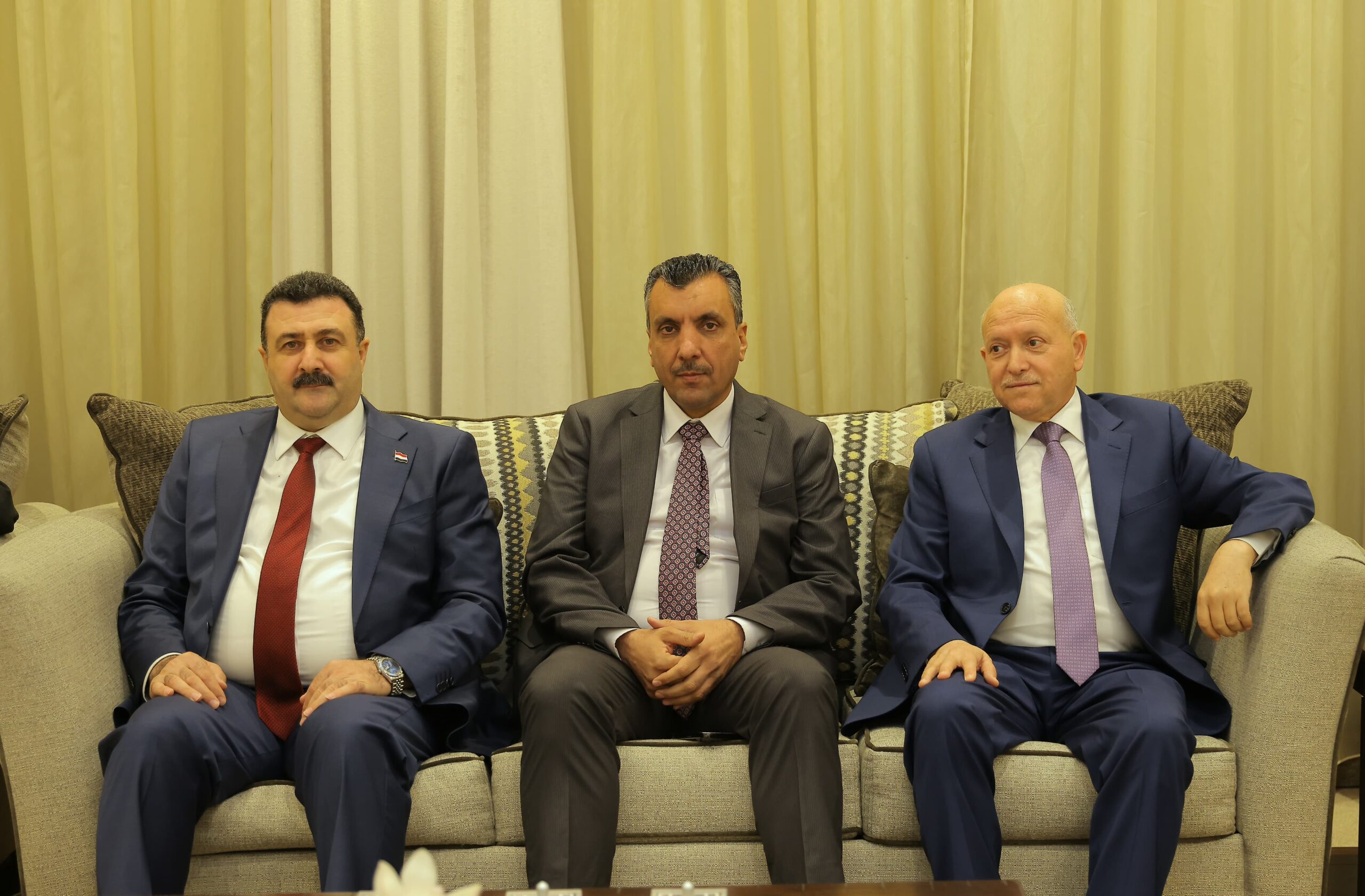 عاجل | الصفدي يستقبل رئيس مجلس النواب العراقي