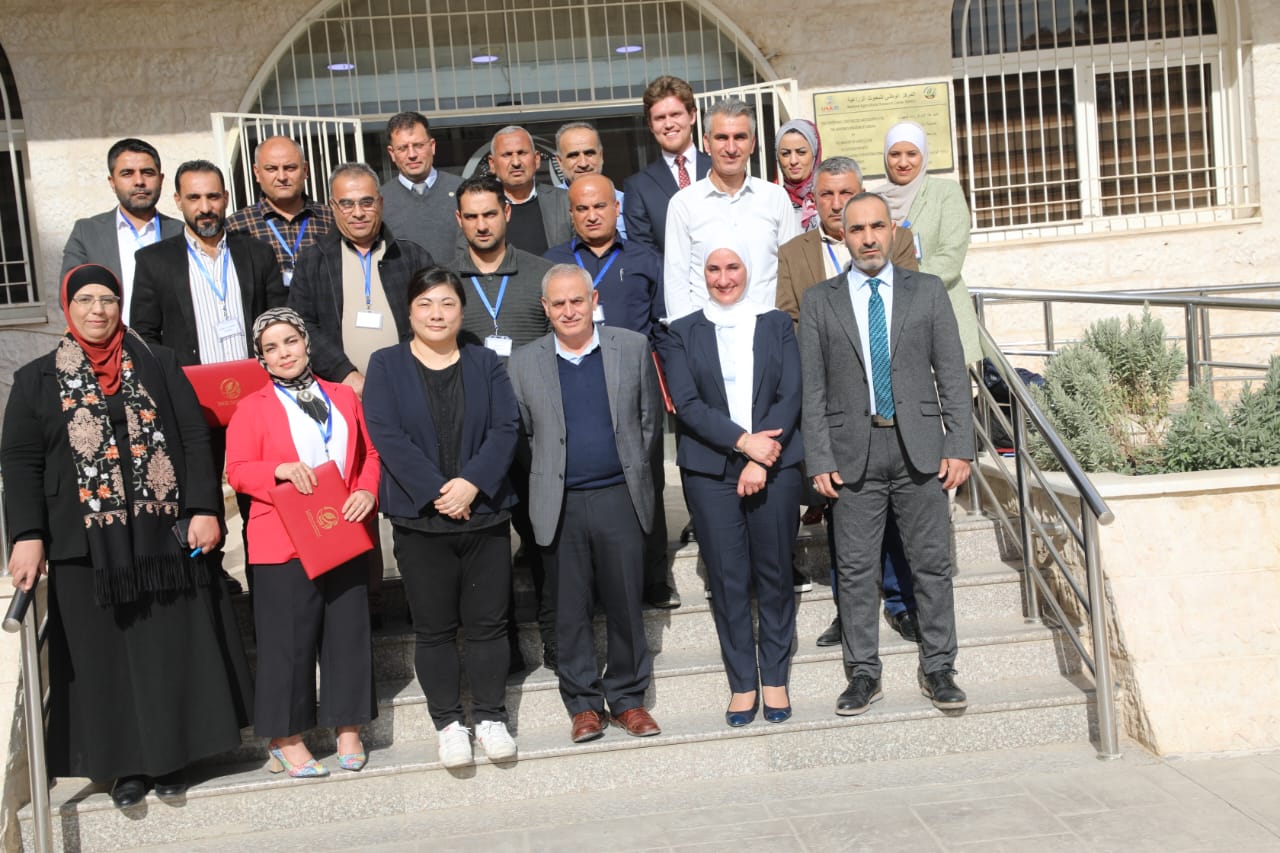 البحوث الزراعية يختتم دورة تمكين الباحثين الأشقاء في كردستان في مجال علم التربة