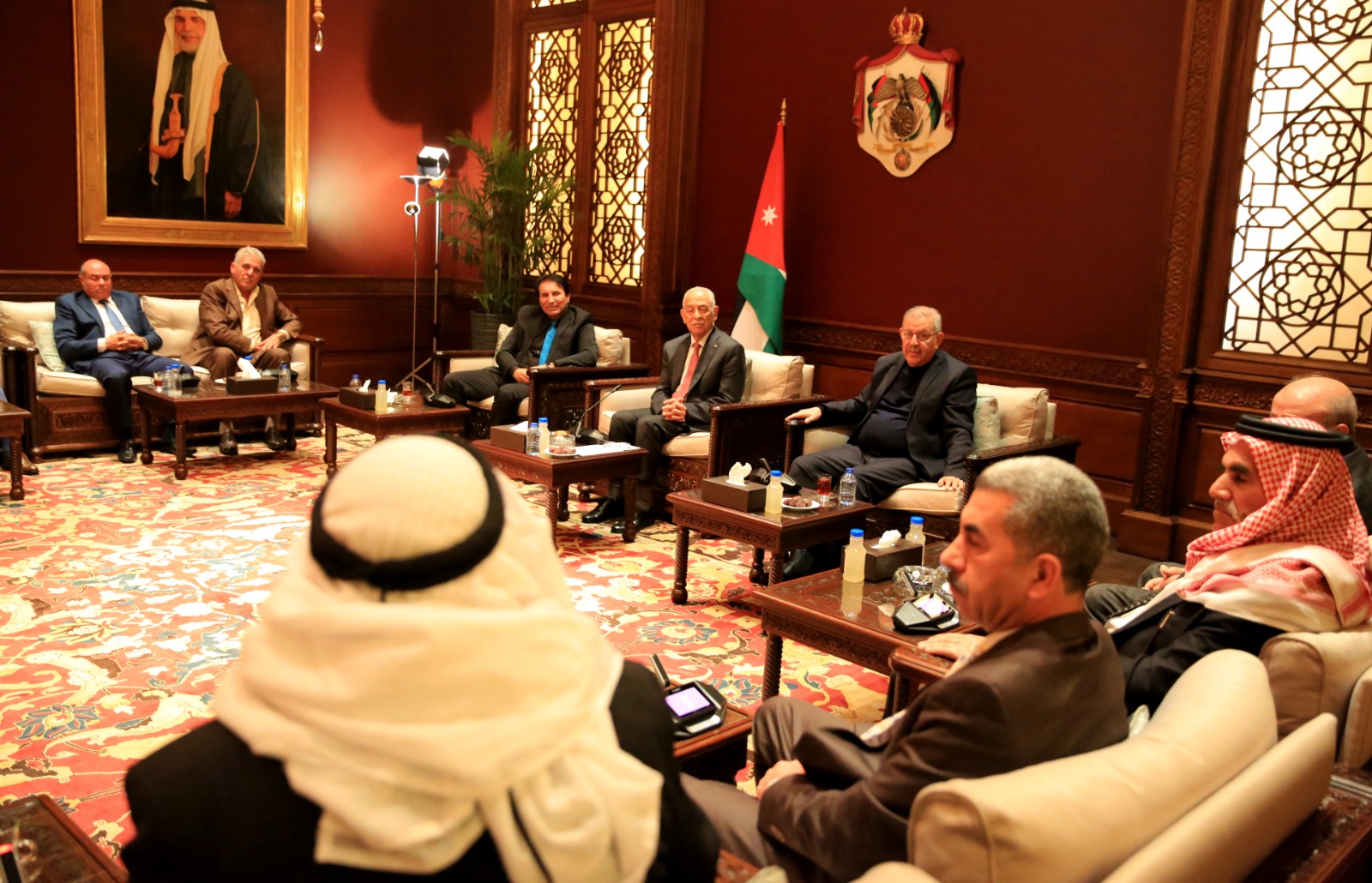 العيسوي: الملك يواصل جهوده المكثفة لإسناد الاشقاء الفلسطينيين سياسا وإنسانيا