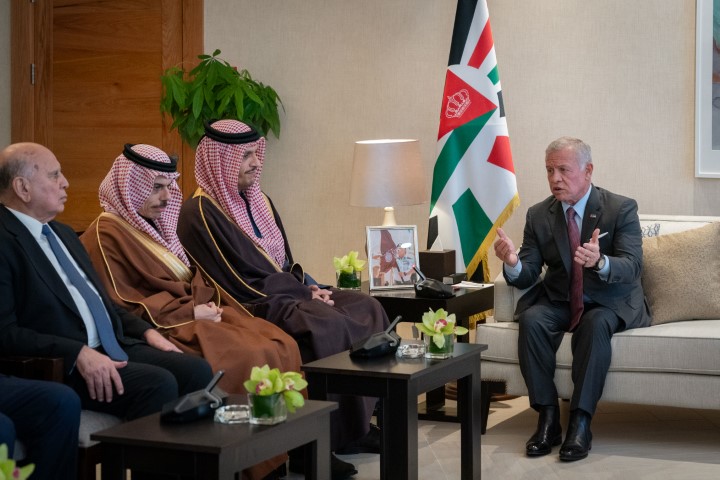 عاجل |"الملك": استقرار سوريا ضرورة استراتيجية للمنطقة