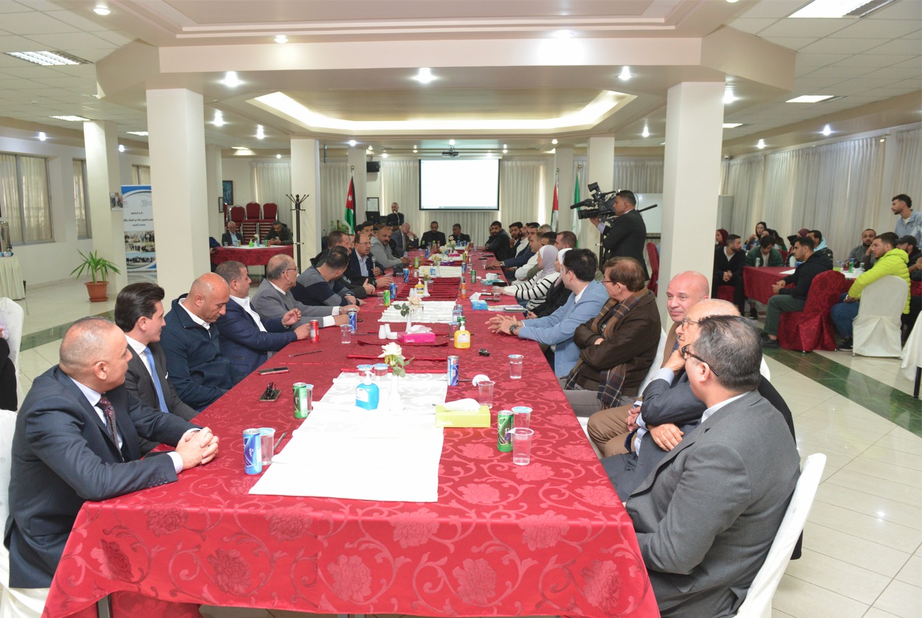 جامعة البترا تكرم خريجيها من الرياضيين والعاملين في القطاع الرياضي