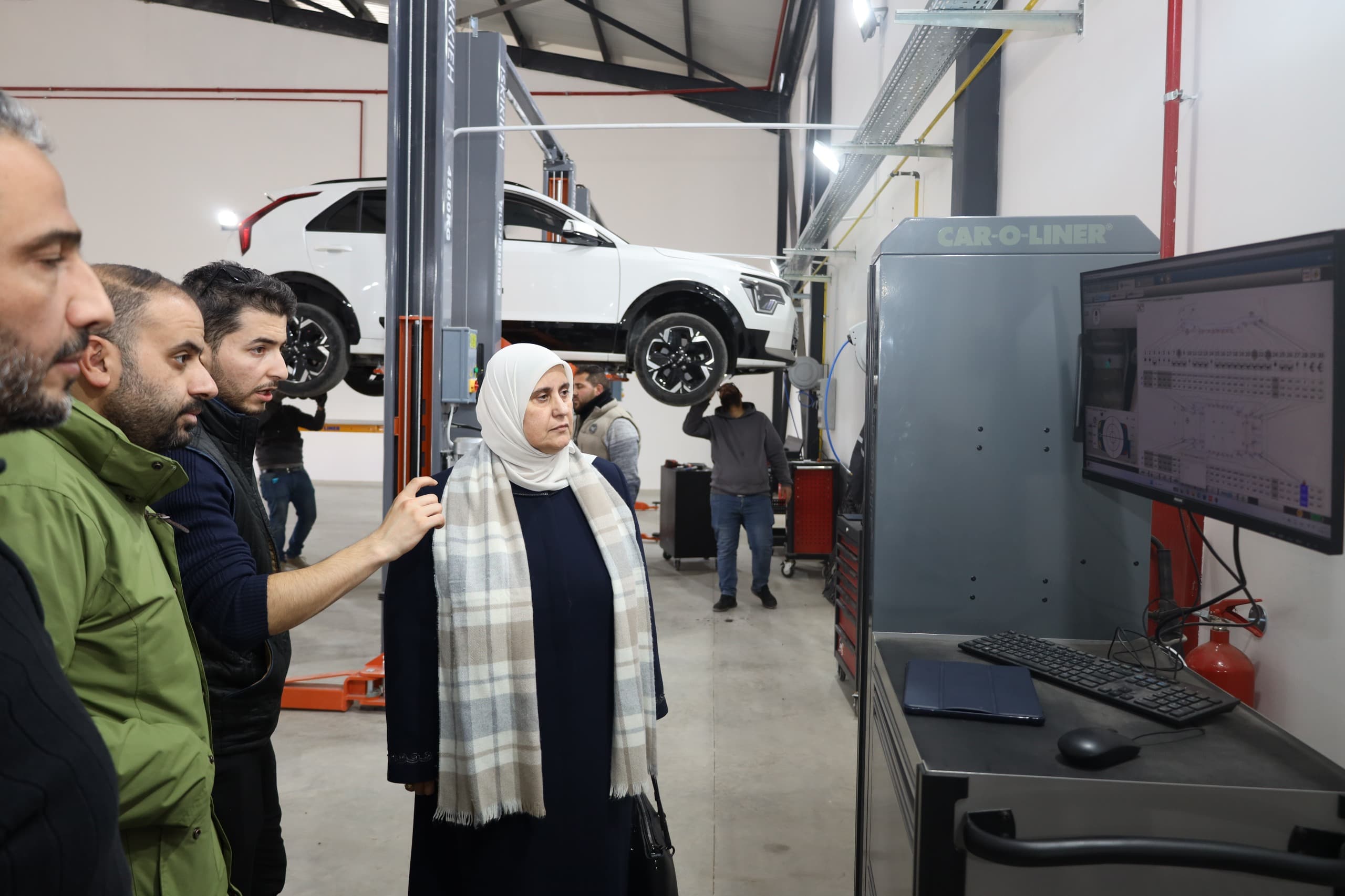 صورة حول : الزهير: تقديم التسهيلات الممكنة للتسريع من التخليص على المركبات الزهير: تقديم التسهيلات الممكنة للتسريع من التخليص على المركبات