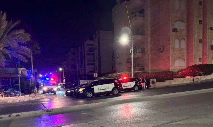 عاجل | تصادم مروع في الموقر يودي بحياة 3 أشخاص وإصابة اخرين .. فيديو