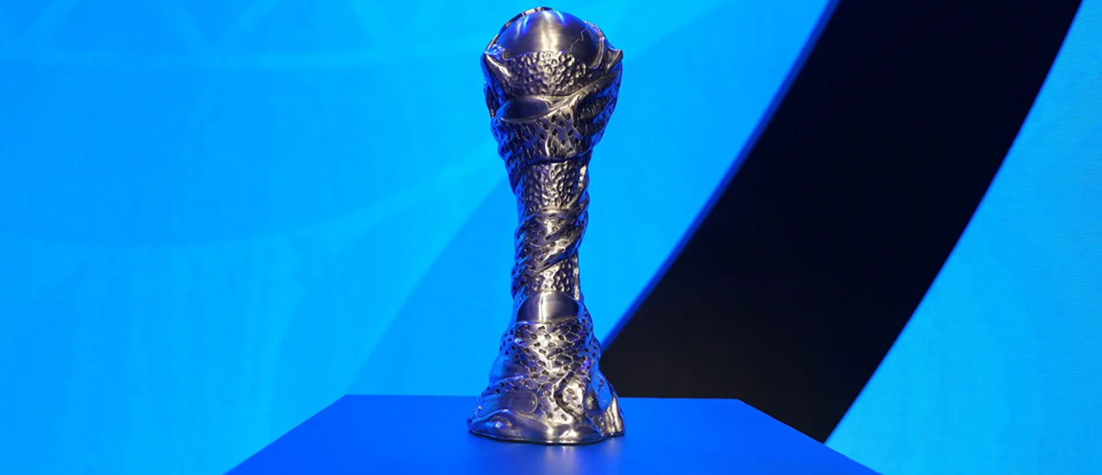 صورة حول : الاتحاد الخليجي يؤجل نهائي كأس الخليج إلى 4 يناير الاتحاد الخليجي يؤجل نهائي كأس الخليج إلى 4 يناير