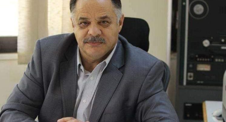 ماذا بين الضباب