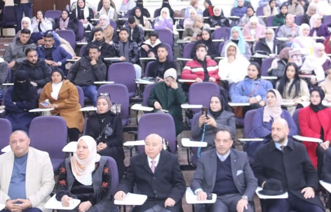 صورة حول : جامعة مؤتة تكرّم فريقها الفائز بالمركز الأول في الأداء المسرحي بأولمبياد اللغة الإنجليزية 2024 جامعة مؤتة تكرّم فريقها الفائز بالمركز الأول في الأداء المسرحي بأولمبياد اللغة الإنجليزية 2024