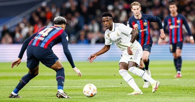 صورة حول : "كلاسيكو" مثير يحسم لقب كأس السوبر الإسباني في جدة "كلاسيكو" مثير يحسم لقب كأس السوبر الإسباني في جدة