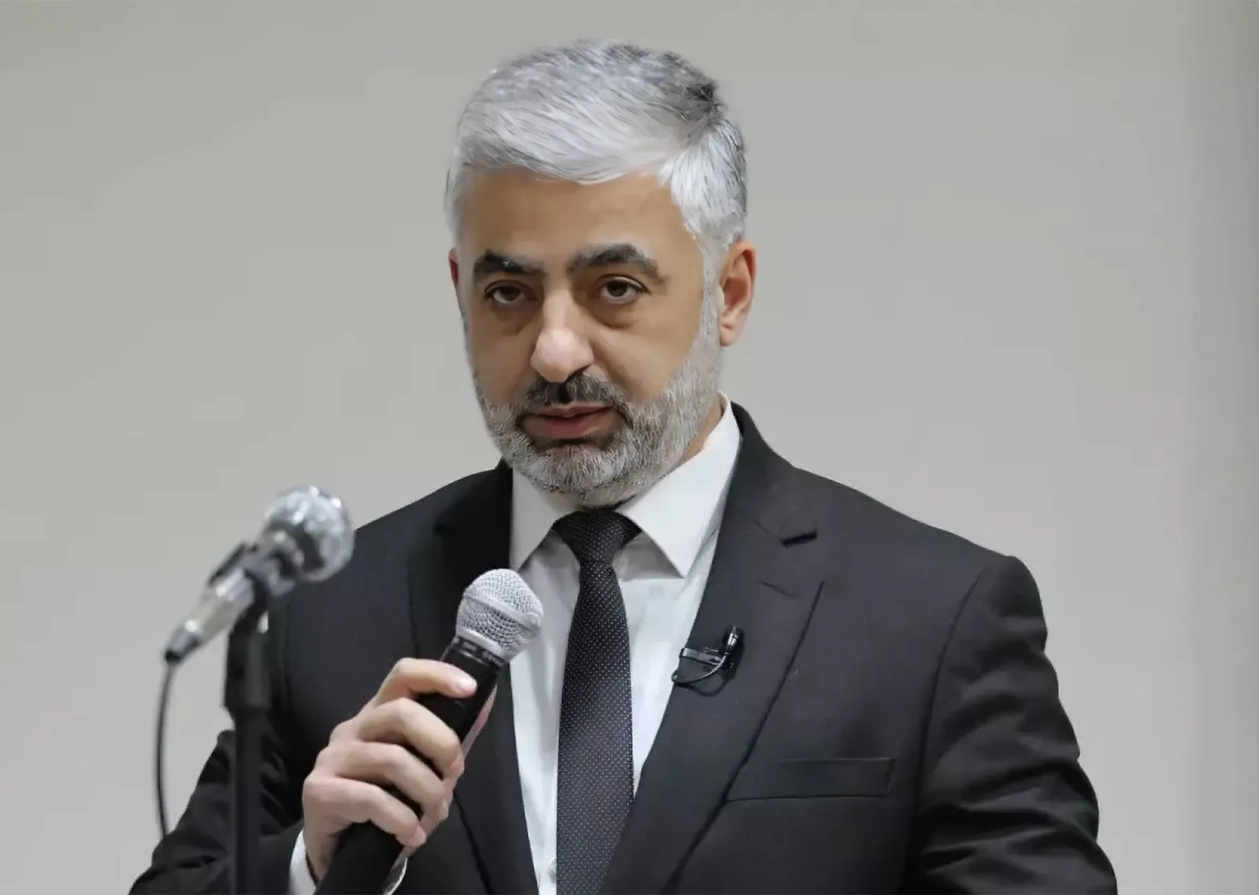 صورة حول : سوريا تعلن تعيين وزير داخلية جديد ومحافظ لإدلب سوريا تعلن تعيين وزير داخلية جديد ومحافظ لإدلب