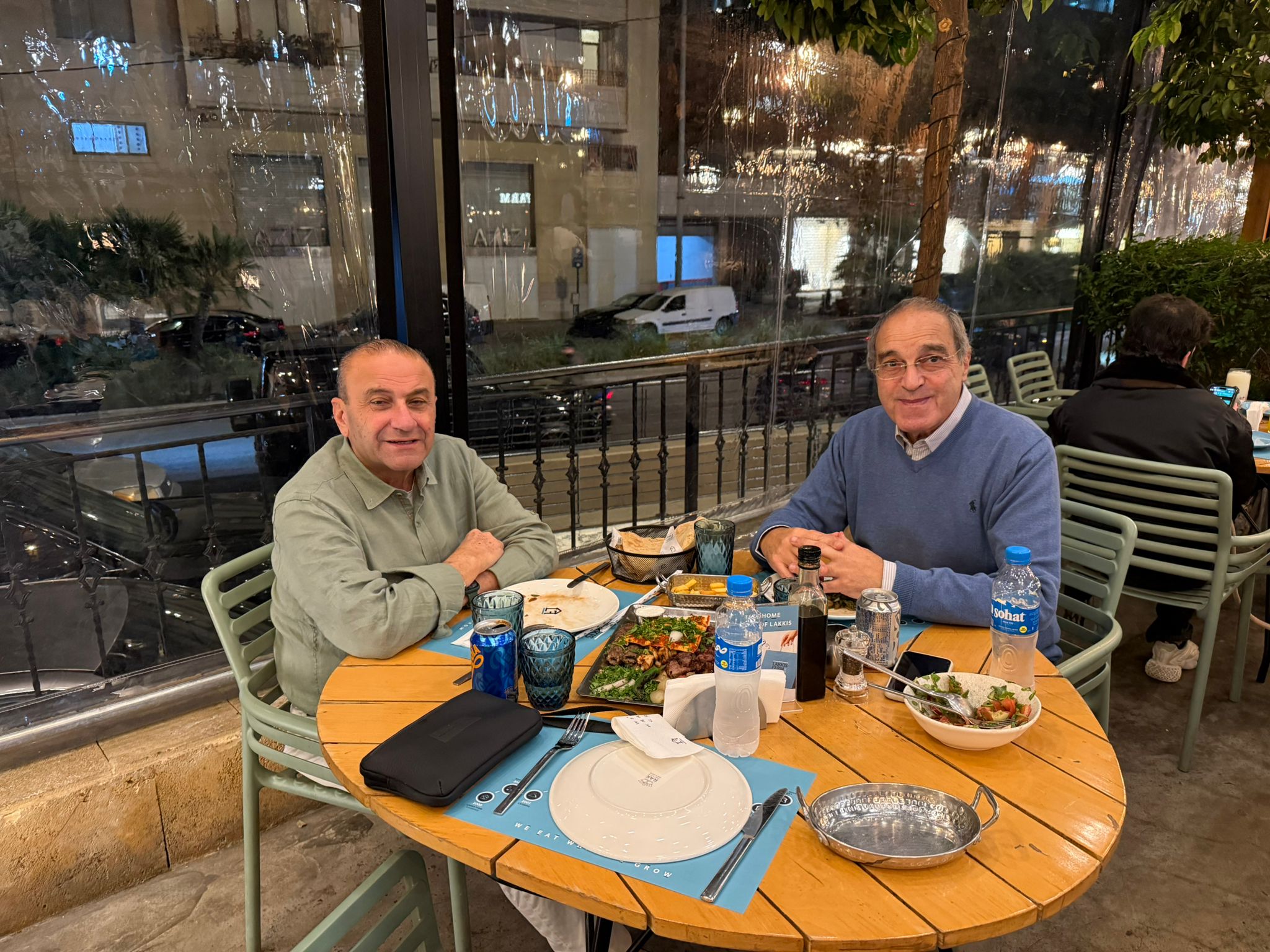 اعلام الطب و الهندسة د.طوقان و د.صقر اجتمعا في بيروت