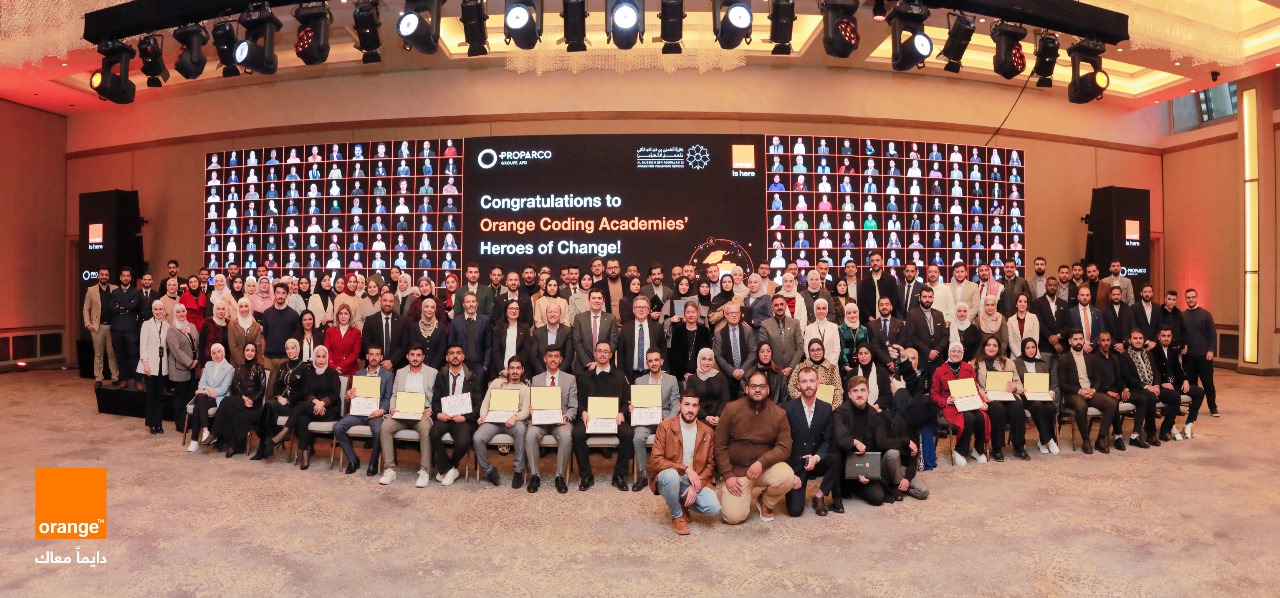 صورة حول : مراكز أورنج الرقمية تحتفل بتخريج طلاب أكاديمية البرمجة بالشراكة مع Proparco وتعقد يوماً وظيفياً مراكز أورنج الرقمية تحتفل بتخريج طلاب أكاديمية البرمجة بالشراكة مع Proparco وتعقد يوماً وظيفياً