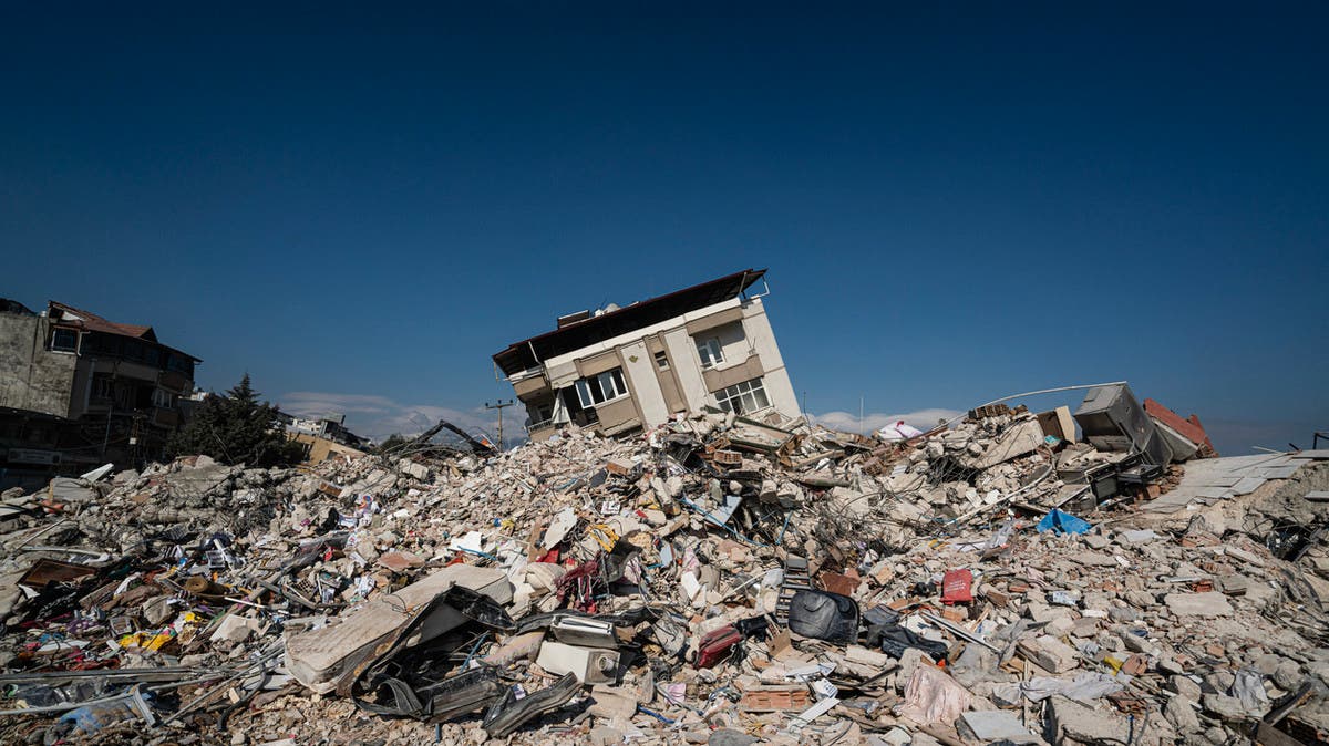 عاجل || سلسلة هزات أرضية تضرب سوتشي