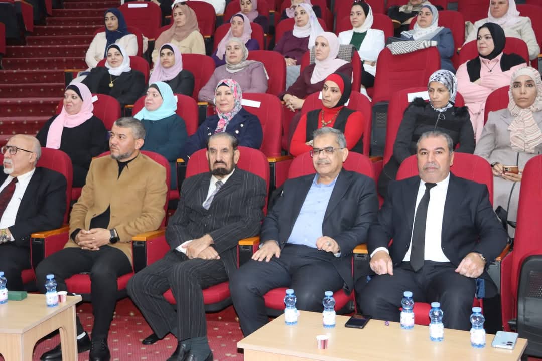 صورة حول : الحجاج يرعى حفل تكريم مدارس التعلم المهني الحجاج يرعى حفل تكريم مدارس التعلم المهني