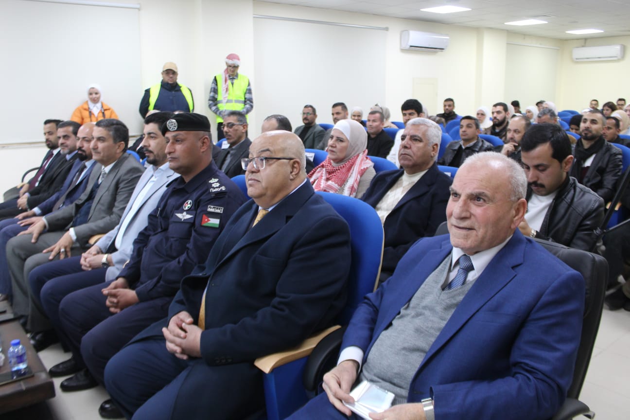 صورة حول : الكلية الجامعية الوطنية للتكنولوجيا بالتعاون مع لجنة خدمات ام نوارة تحتفل بميلاد جلالة الملك الكلية الجامعية الوطنية للتكنولوجيا بالتعاون مع لجنة خدمات ام نوارة تحتفل بميلاد جلالة الملك