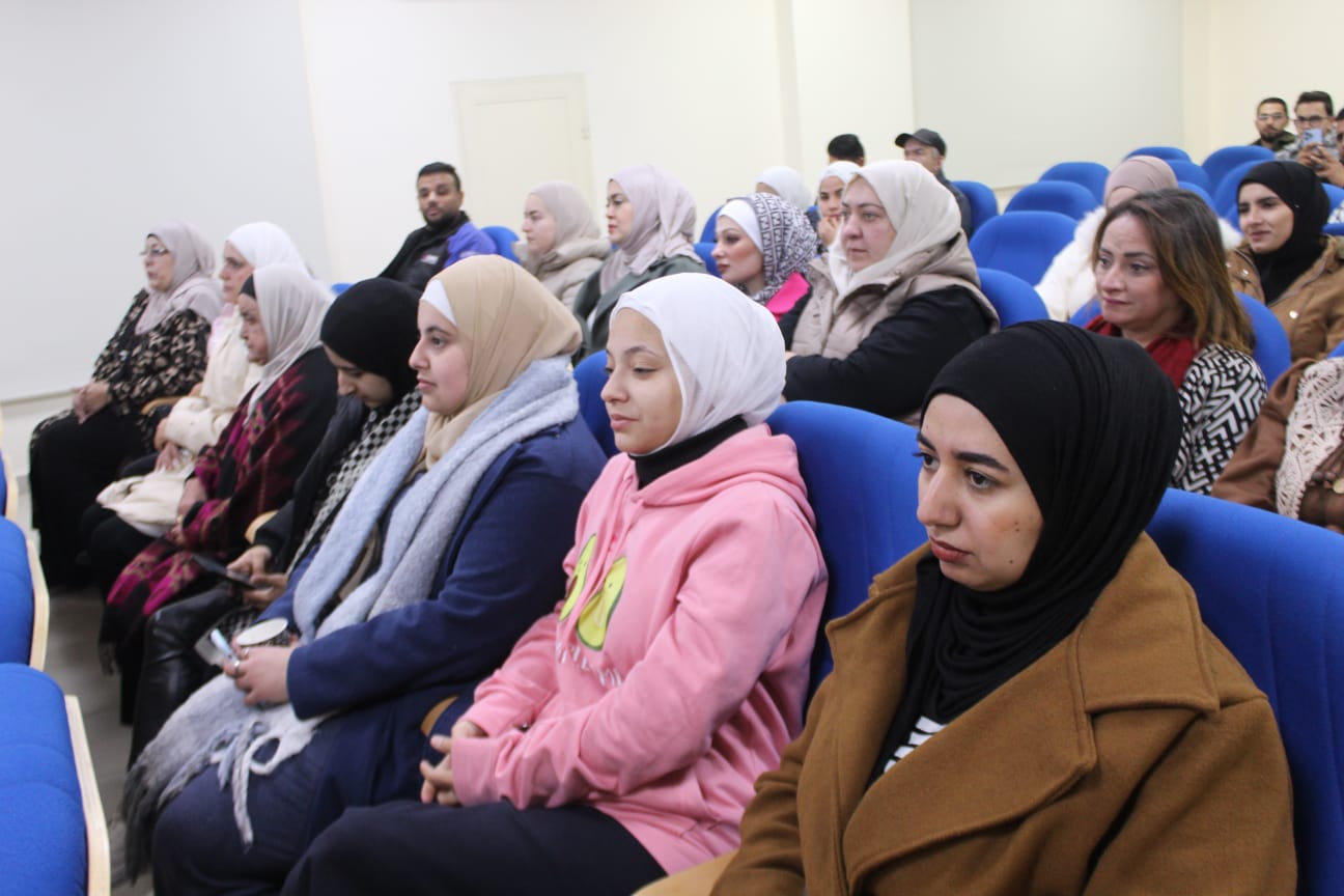 صورة حول : الكلية الجامعية الوطنية للتكنولوجيا بالتعاون مع لجنة خدمات ام نوارة تحتفل بميلاد جلالة الملك الكلية الجامعية الوطنية للتكنولوجيا بالتعاون مع لجنة خدمات ام نوارة تحتفل بميلاد جلالة الملك