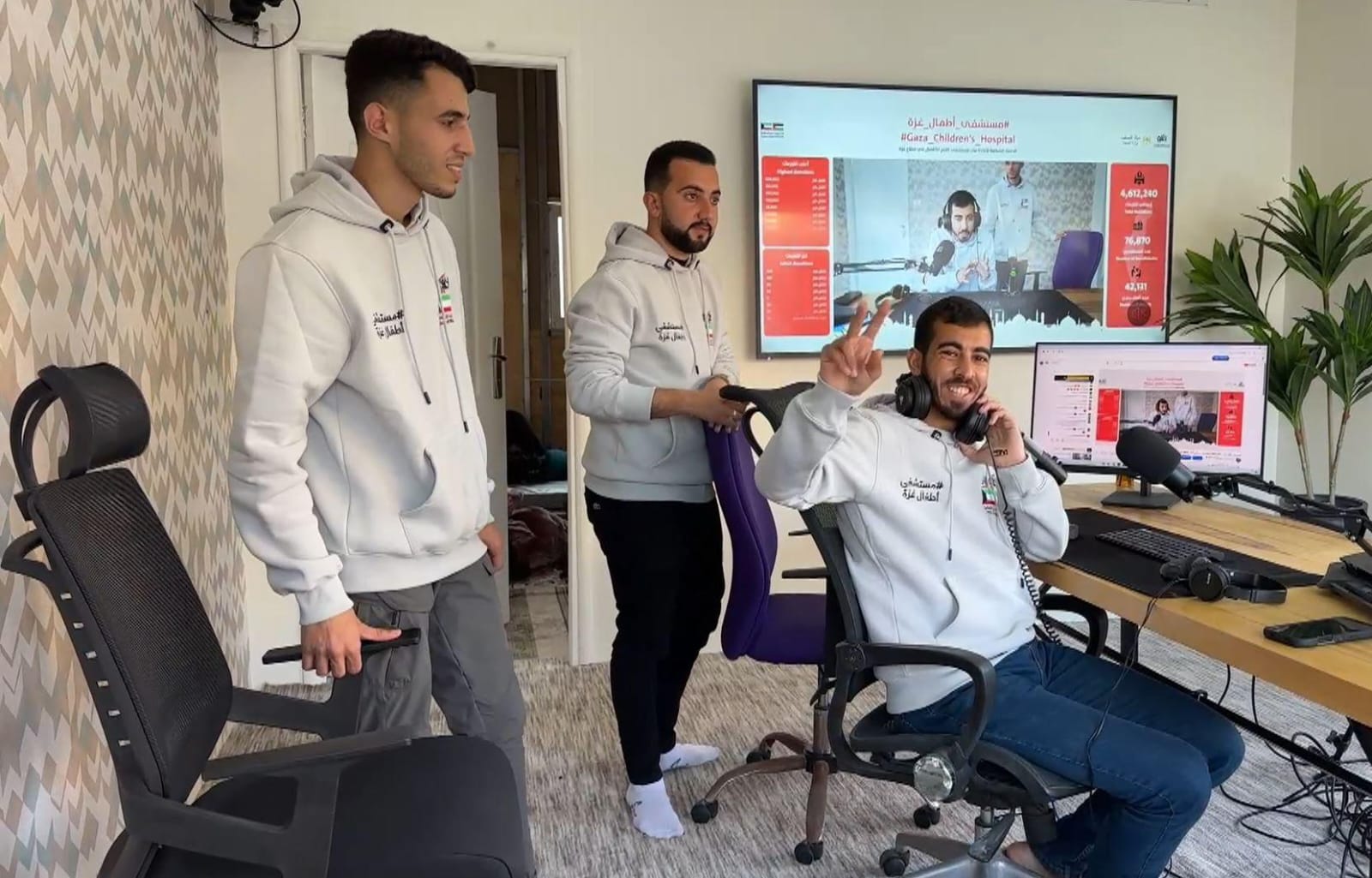 صورة حول : الجعفراوي يحقق هدف جمع 10 ملايين دولار لإعادة بناء مستشفى النصر للأطفال الجعفراوي يحقق هدف جمع 10 ملايين دولار لإعادة بناء مستشفى النصر للأطفال