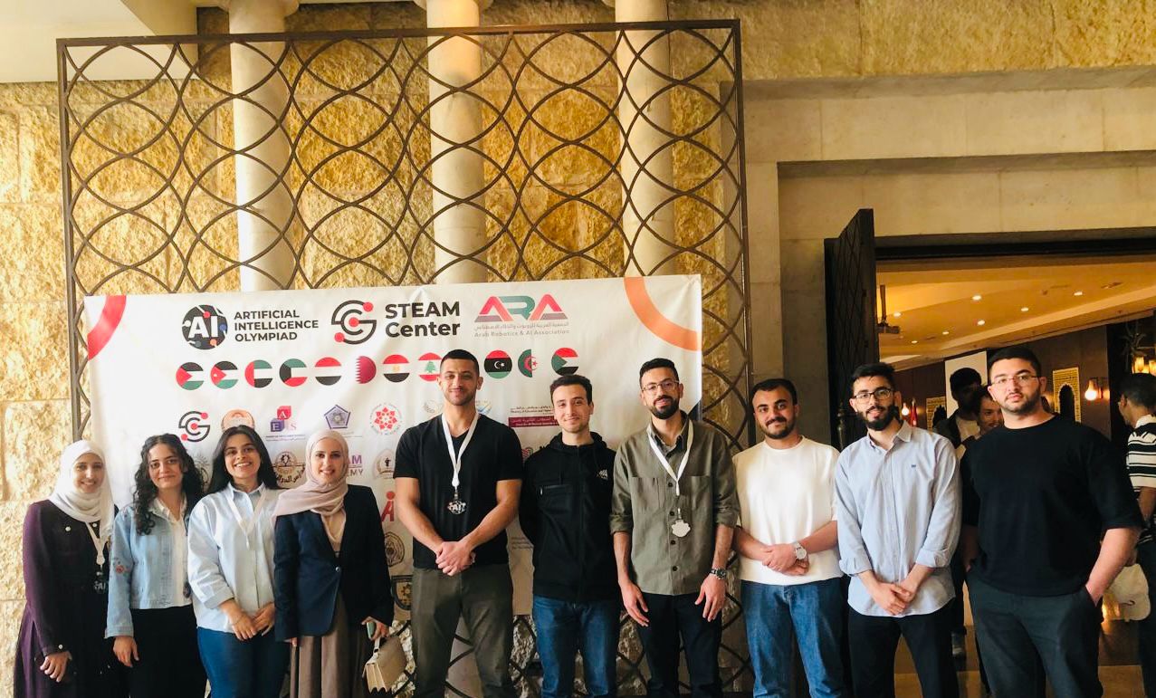 طلبة "الأردنية" يحرزون مراكز متقدمة في أولمبياد الذكاء الاصطناعي