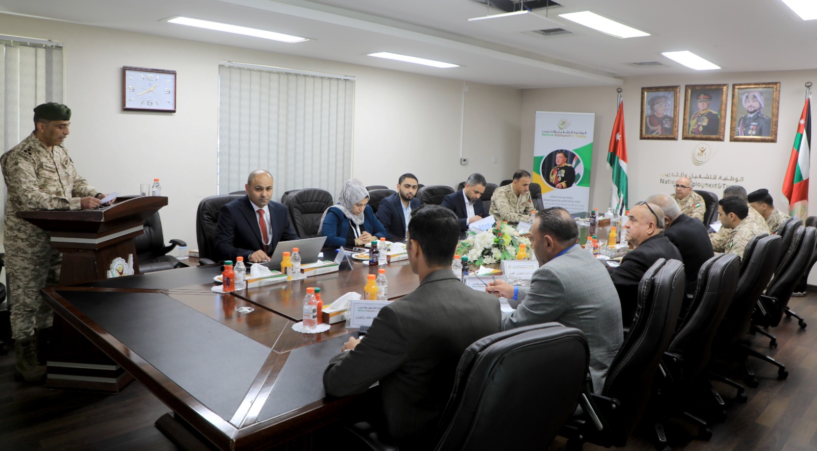 المساعد للتخطيط والتنظيم والموارد الدفاعية يزور الشركة الوطنية للتشغيل والتدريب