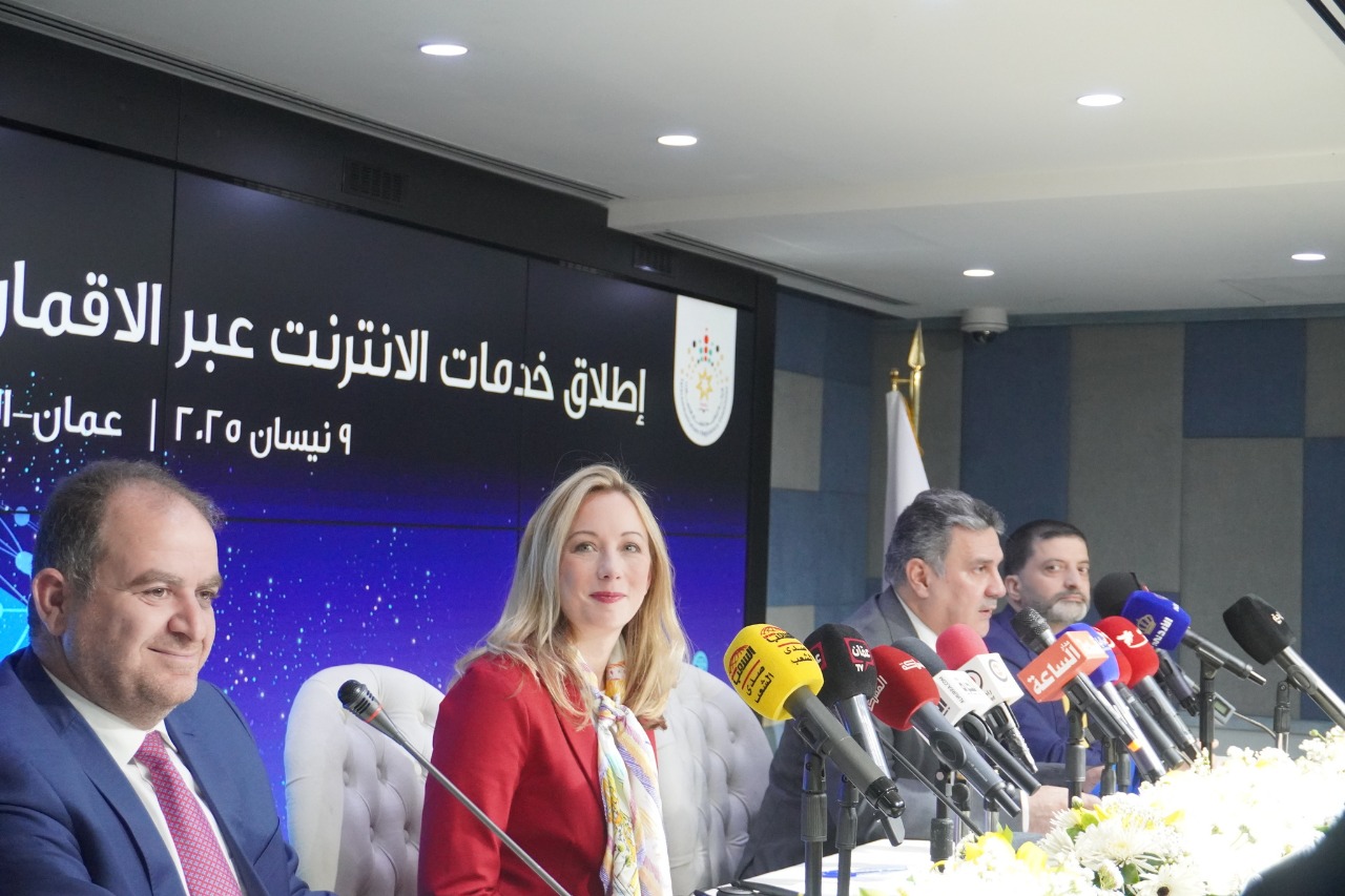 صورة حول : "ستارلينك" تطلق رسميًا الإنترنت الفضائي في الأردن "ستارلينك" تطلق رسميًا الإنترنت الفضائي في الأردن