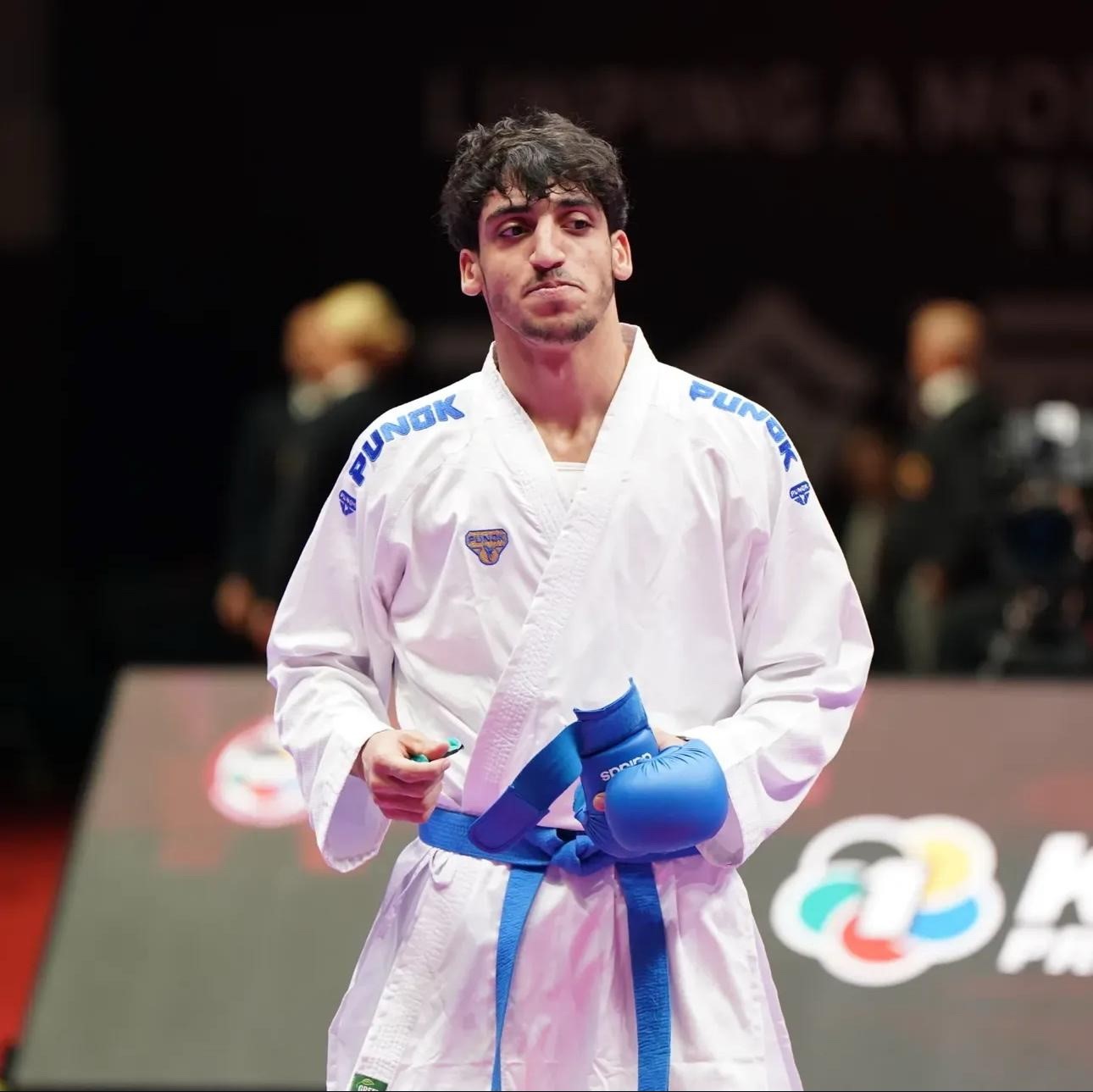 طالب عمان الأهلية "الجعفري" يفوز بفضية الدوري العالمي الممتاز للكاراتيه في القاهرة