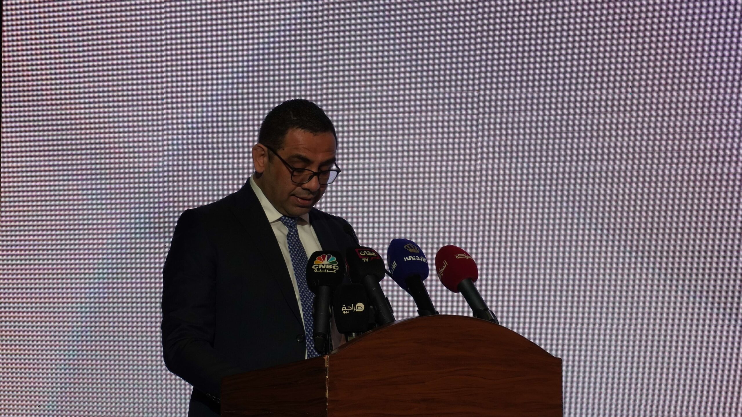 صورة حول : جوبترول وغاز الأردن يوقعان اتفاقية استراتيجية لتأسيس الشركة الوطنية المتطورة للغاز الطبيعي "وطني" لتعزيز استدامة الطاقة في الأردن جوبترول وغاز الأردن يوقعان اتفاقية استراتيجية لتأسيس الشركة الوطنية المتطورة للغاز الطبيعي "وطني" لتعزيز استدامة الطاقة في الأردن