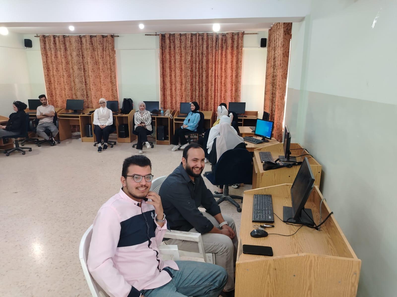 انطلاق برنامج 'التسويق الرقمي' في مركز شباب مادبا لتعزيز مهارات الشباب بسوق العمل