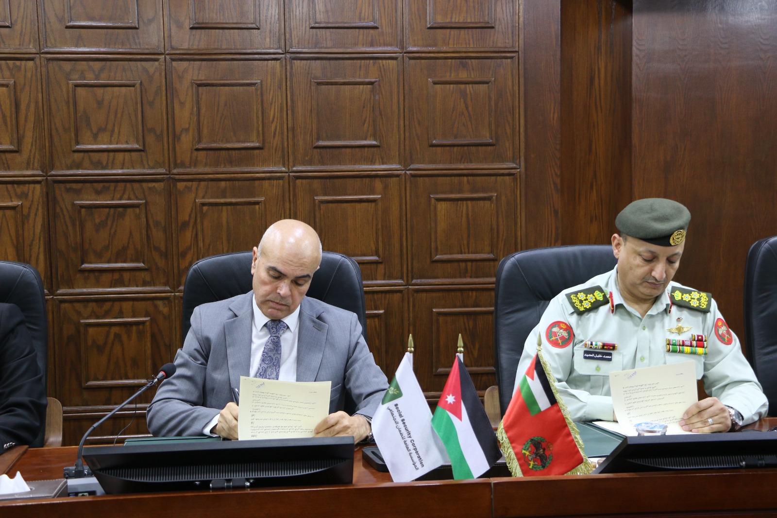 الضمان تجدد شراكتها مع الاستهلاكية العسكرية وتبدأ باستقبال طلبات الاستفادة من بطاقة حيّاك