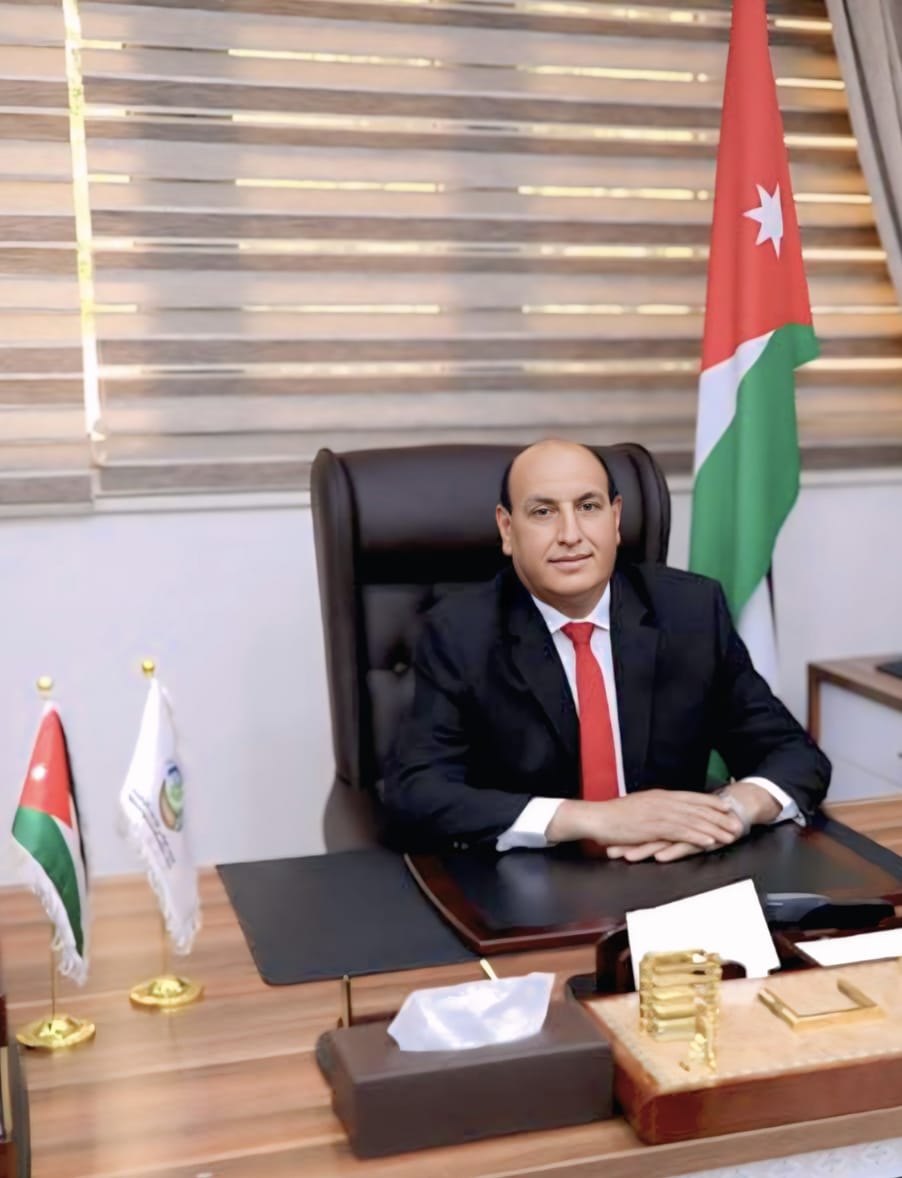 صورة حول : الدكتور الرواشدة يباشر أعماله مديراً عاماً للمركز الوطني للبحوث الزراعية الدكتور الرواشدة يباشر أعماله مديراً عاماً للمركز الوطني للبحوث الزراعية