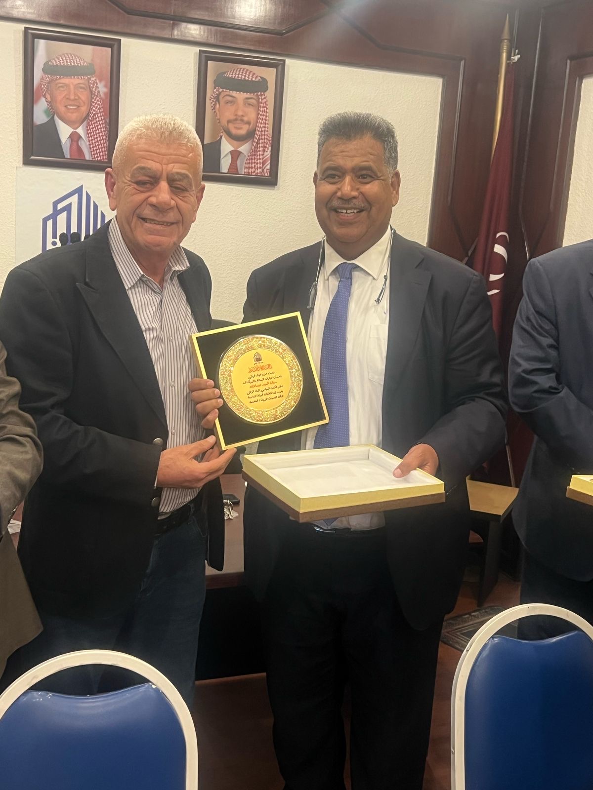 صورة حول : "البناء الوطني" يُكرِّم الحنيطي والمحسيري "البناء الوطني" يُكرِّم الحنيطي والمحسيري