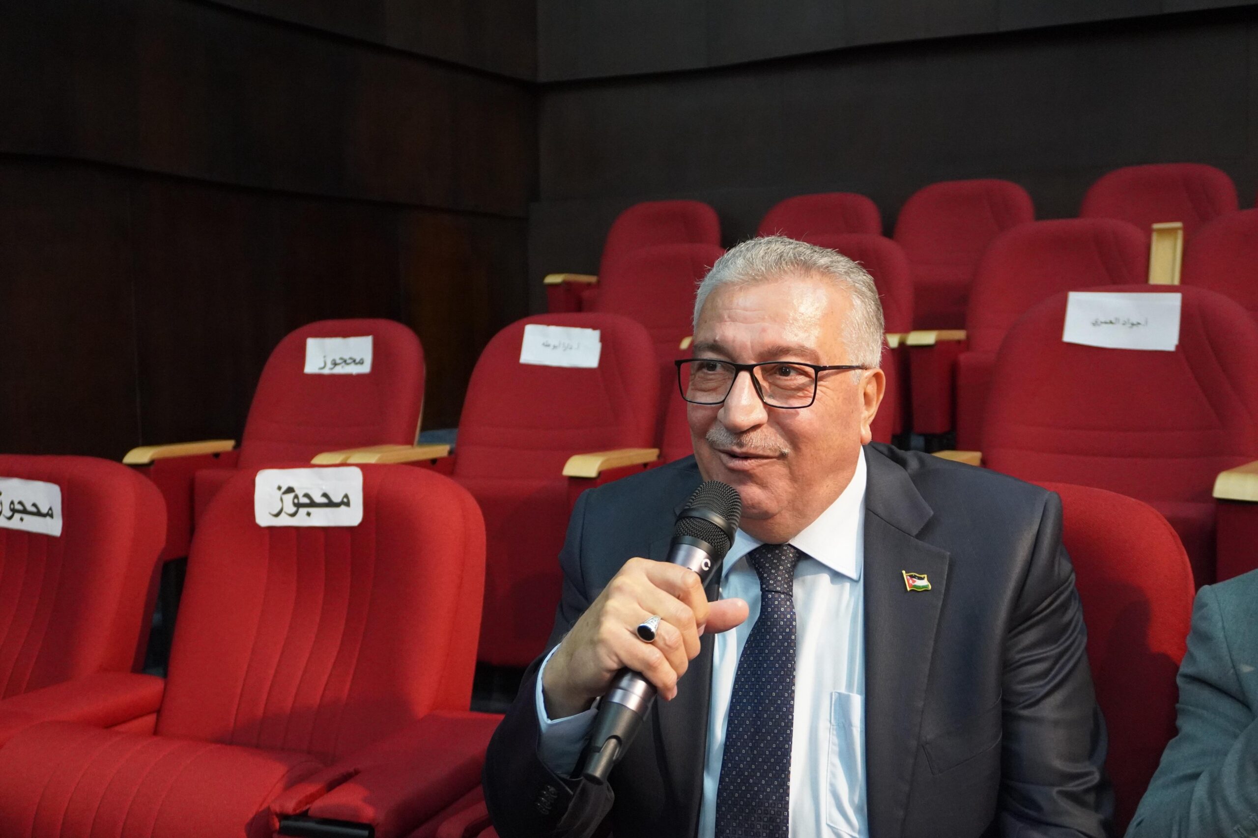 صورة حول : كلية الإعلام في جامعة البترا تنظّم ندوة حول الحريات الصحفية ومسؤولية الإعلام( فيديو صور) كلية الإعلام في جامعة البترا تنظّم ندوة حول الحريات الصحفية ومسؤولية الإعلام( فيديو صور)