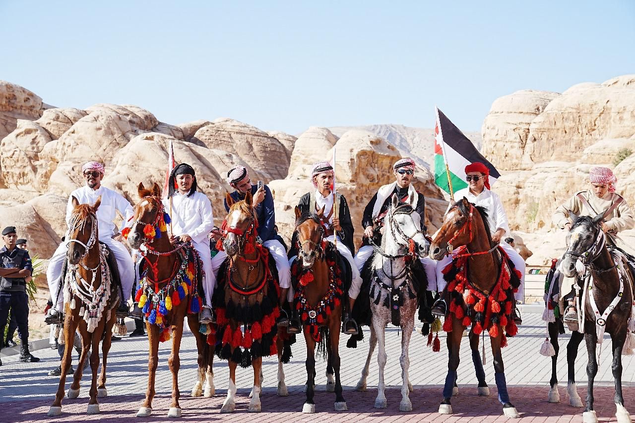 سلطة إقليم البترا تحتفي بعيد الاستقلال التاسع والسبعين باحتفالية وطنية مميزة في القرية الثقافية النبطية