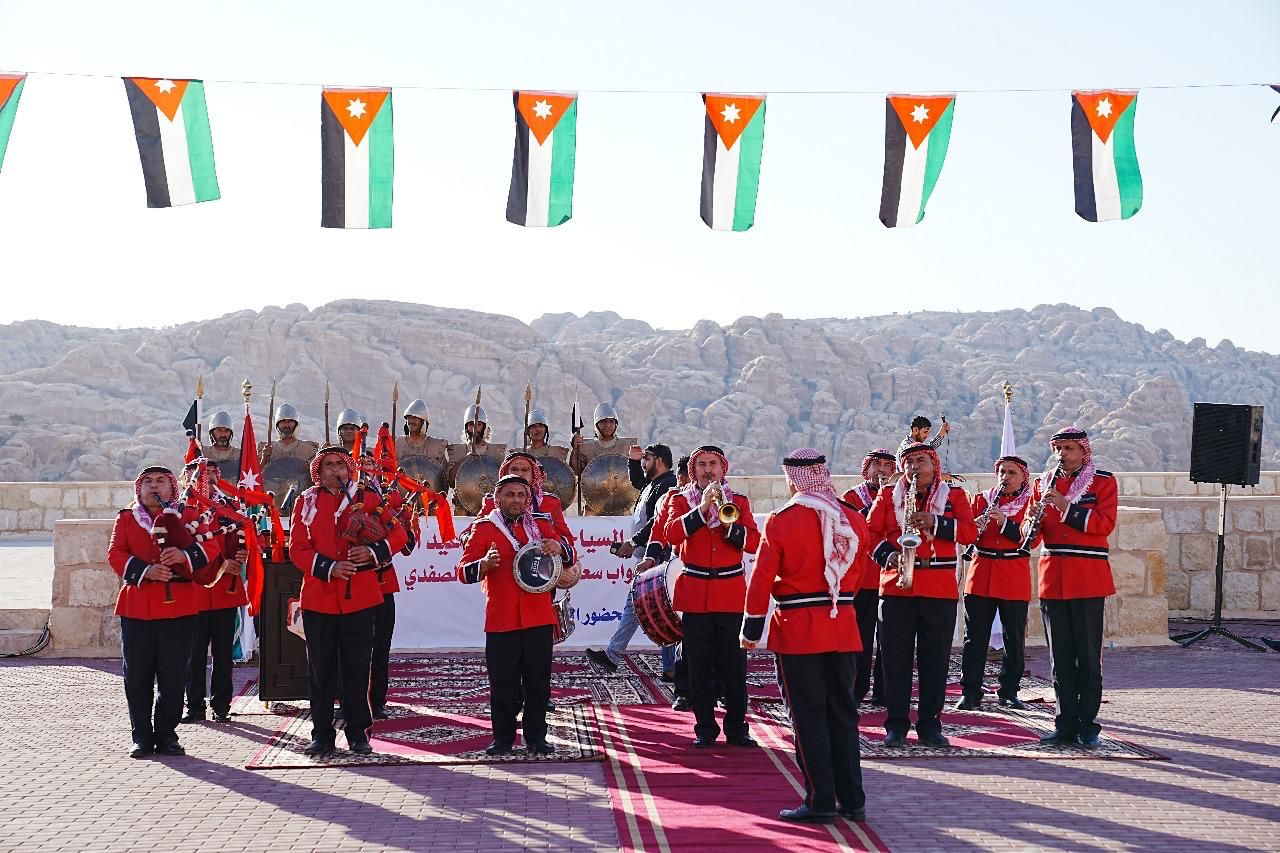 سلطة إقليم البترا تحتفي بعيد الاستقلال التاسع والسبعين باحتفالية وطنية مميزة في القرية الثقافية النبطية
