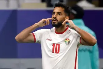 الفيفا يختار التعمري ضمن نجوم آسيا