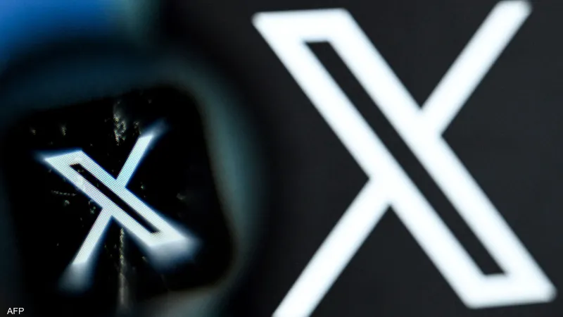 ماسك يوقف استخدام الهاشتاغات في إعلانات "إكس"