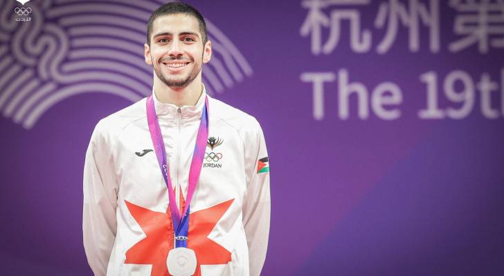 طالب عمان الاهلية البطل زيد مصطفى يحقق إنجازا عالميا في التايكواندو