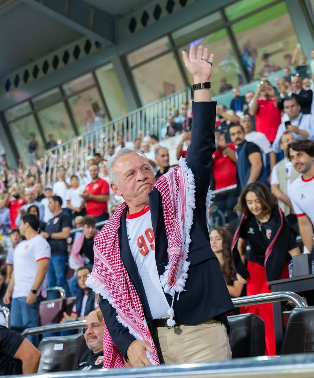 صورة حول : الجراح: المنتخب الوطني وتأهله إلى نهائيات كأس العالم... إنجاز أردني بامتياز بفضل القيادة الهاشمية الجراح: المنتخب الوطني وتأهله إلى نهائيات كأس العالم... إنجاز أردني بامتياز بفضل القيادة الهاشمية
