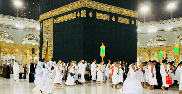 السعودية تعلن فتح باب إصدار تأشيرات العمرة