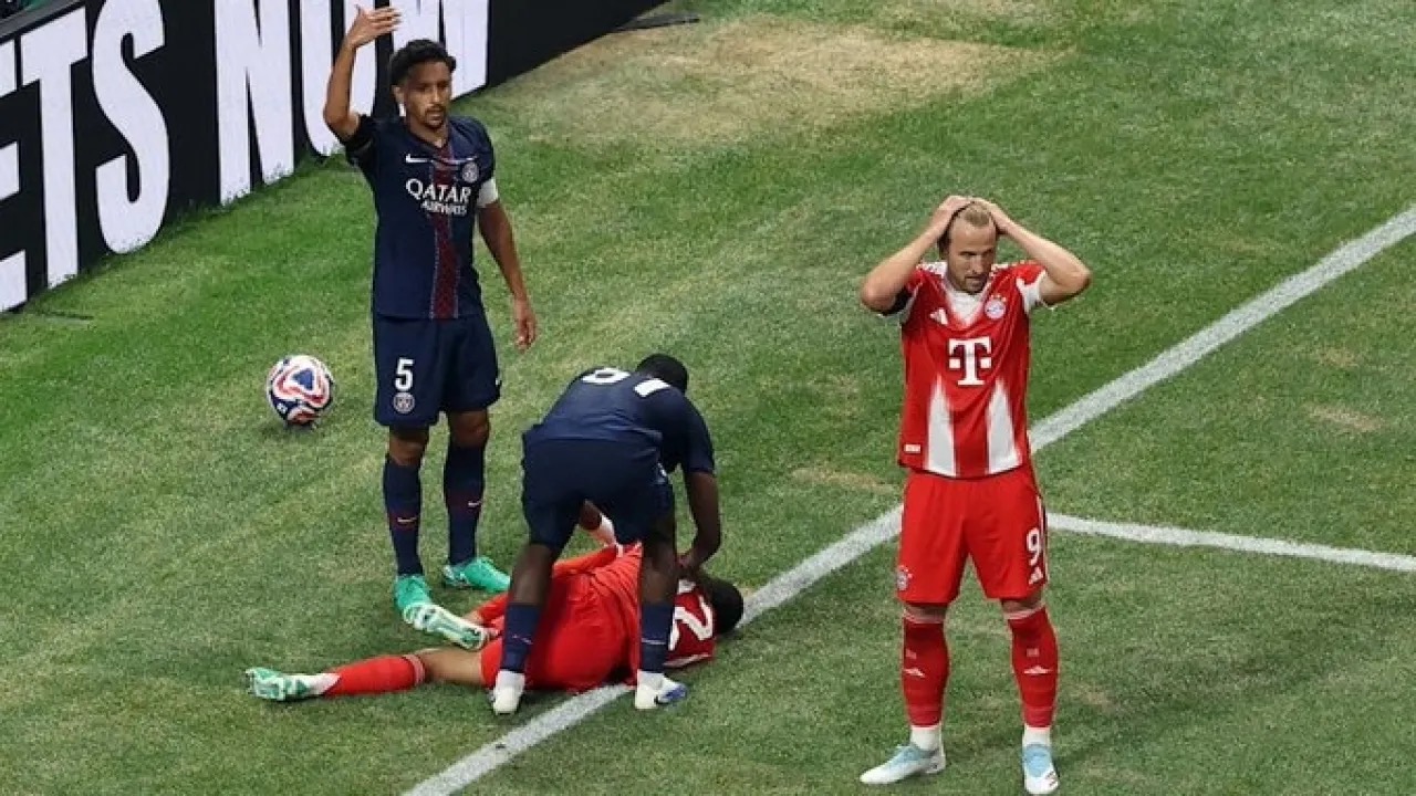 صورة حول : إصابة موسيالا تهدد موسم بايرن.. غياب 5 أشهر قاسية إصابة موسيالا تهدد موسم بايرن.. غياب 5 أشهر قاسية