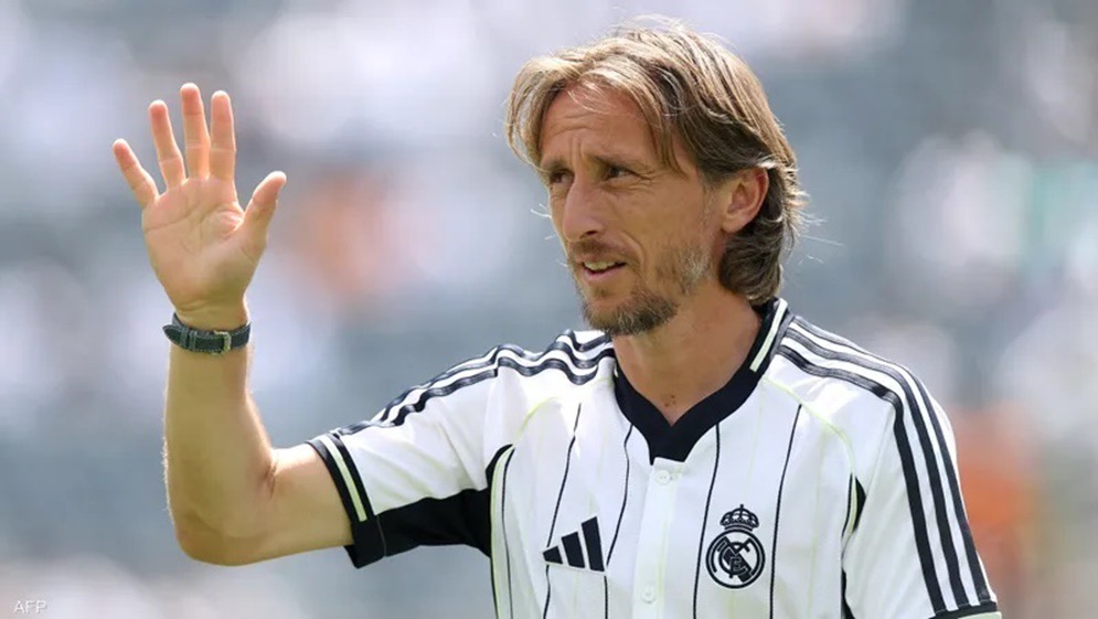 مودريتش ينضم إلى ميلان بعد 12 عامًا من المجد مع ريال مدريد