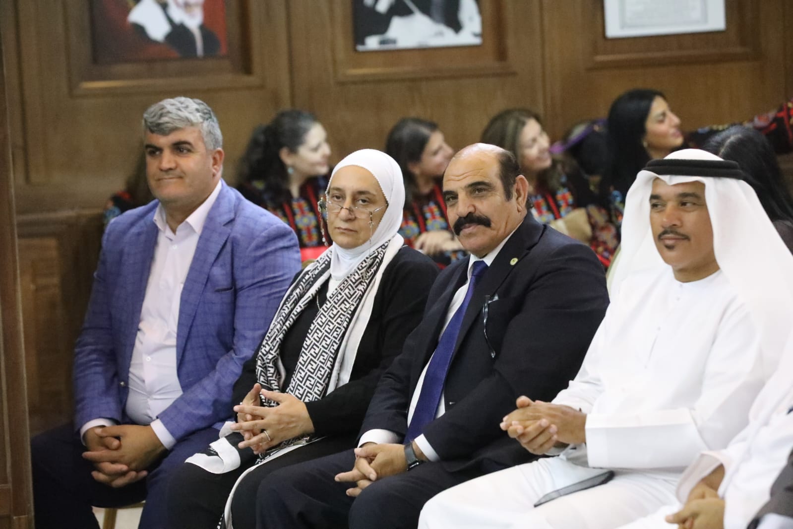 صورة حول : افتتاح البرنامج الثقافي لمهرجان جرش للثقافة والفنون 39 افتتاح البرنامج الثقافي لمهرجان جرش للثقافة والفنون 39