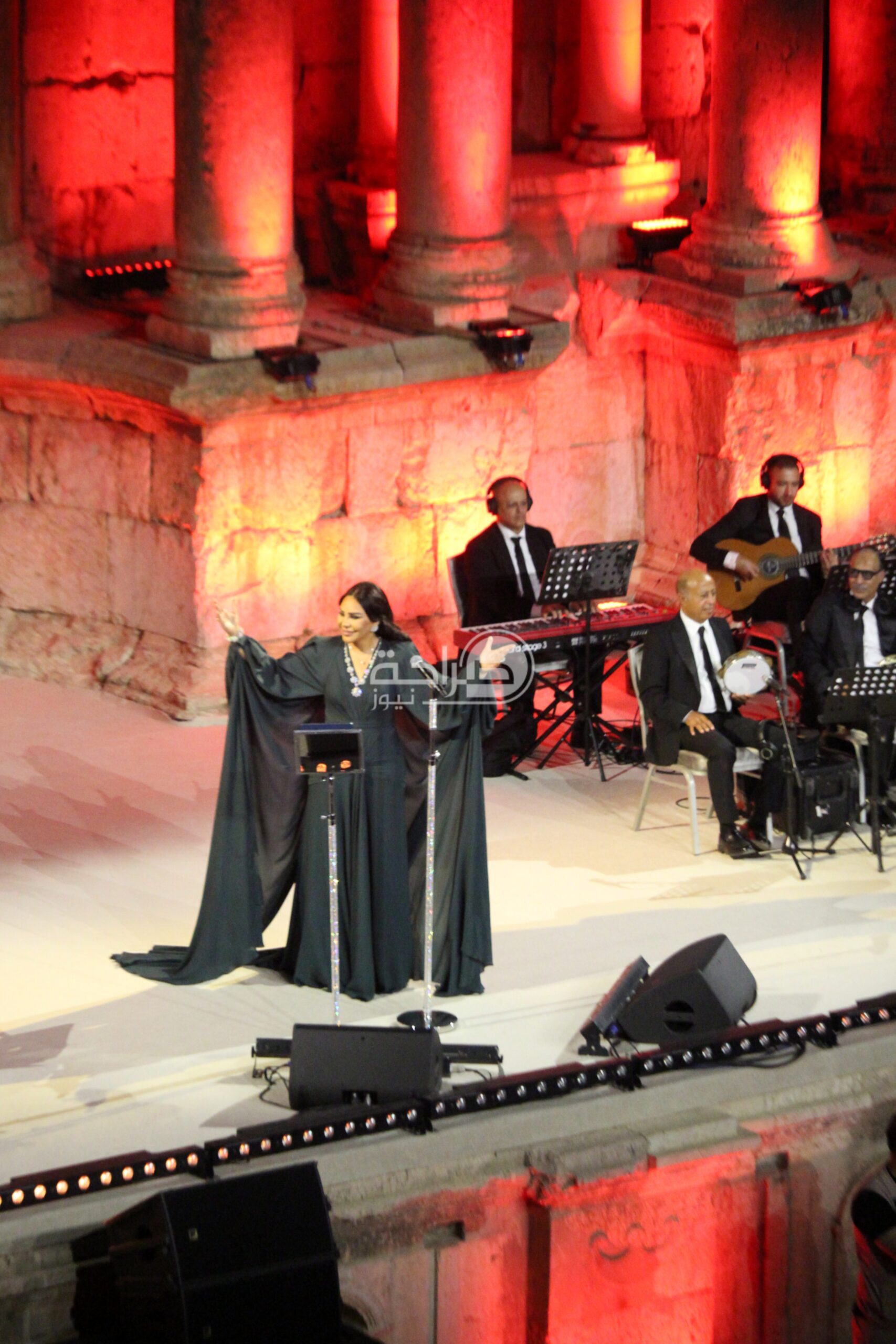 أحلام تعيد ذكريات الزمن الجميل في مهرجان جرش "فيديو وصور"