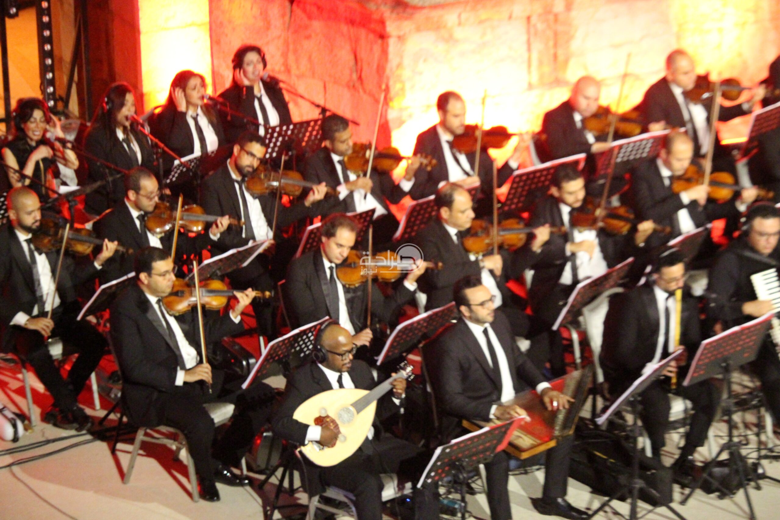 أحلام تعيد ذكريات الزمن الجميل في مهرجان جرش "فيديو وصور"